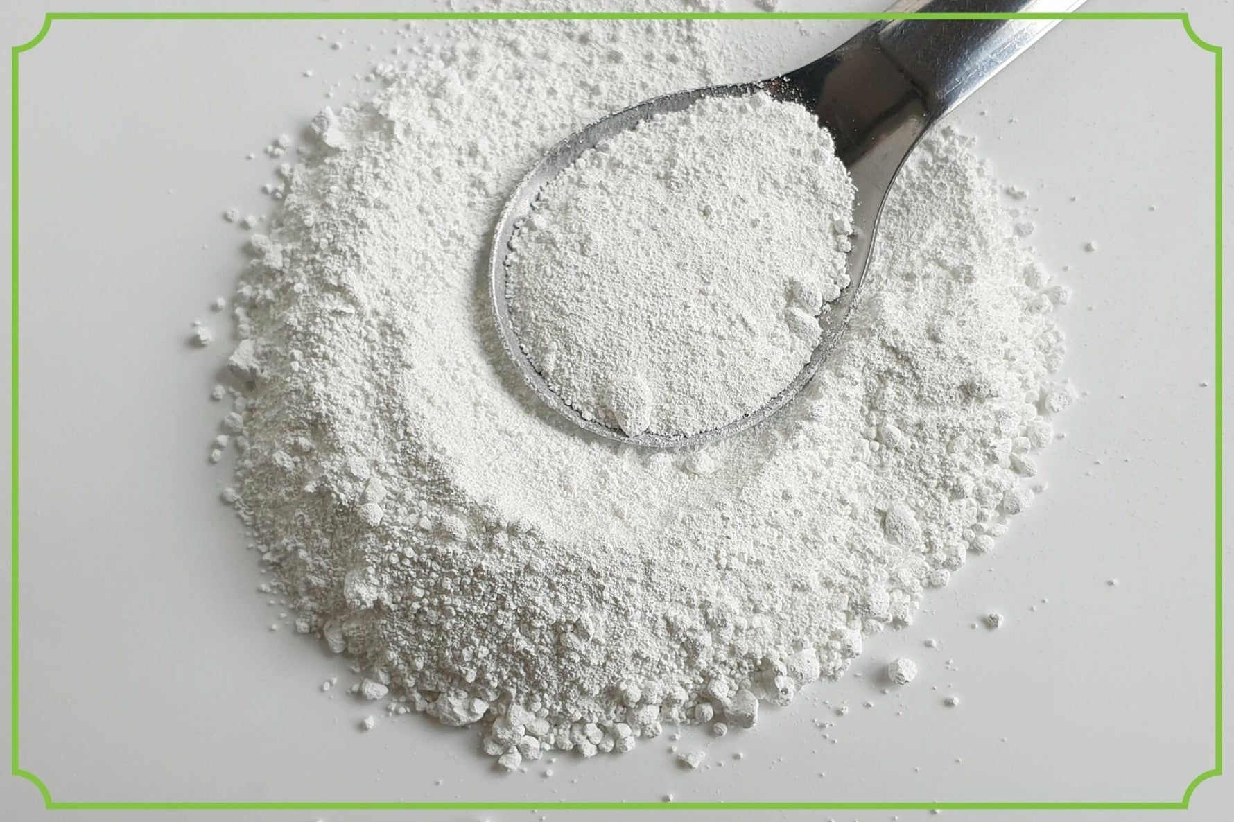 Czy dwutlenek krzemu (E551) w suplementach jest szkodliwy - obrazek wyróżniający