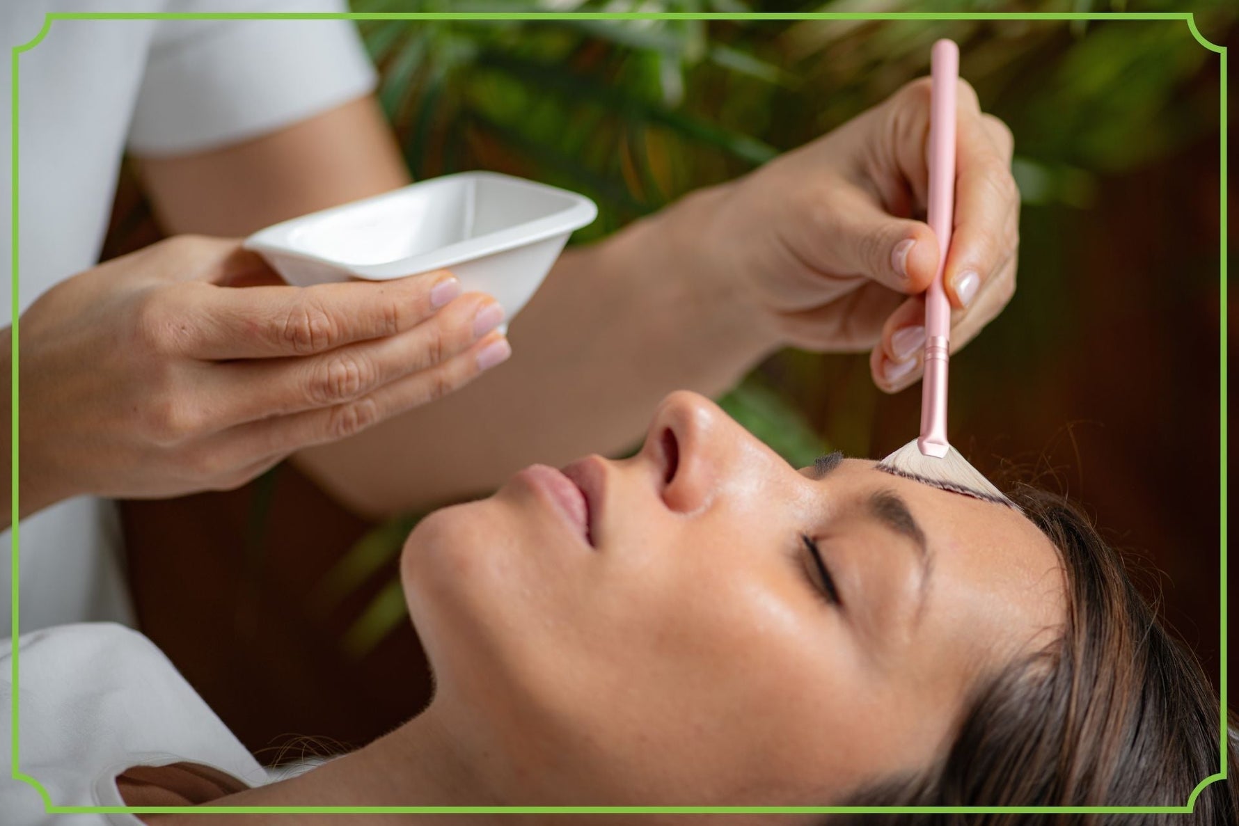 Kwasy AHA – jak działają na skórę i kiedy warto je stosować? obrazek wyróżniający