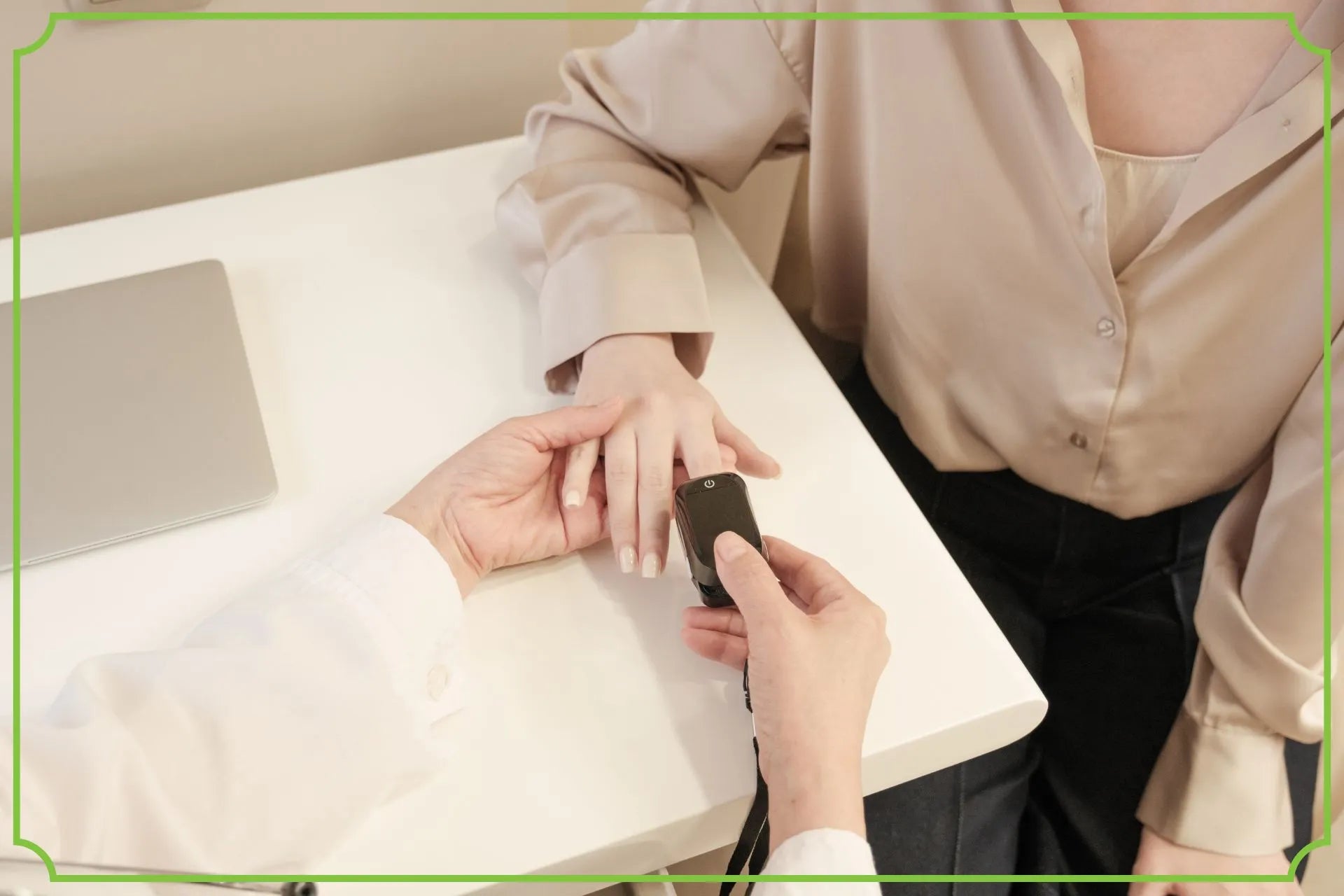 Jak mierzyć saturację i co oznacza niski poziom tlenu we krwi? - obrazek wyróżniający