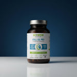 Butelka suplementu Olej z kryla Krill Oil Pro Biowen 90 kapsułek na białym blacie z niebieskim tłem.