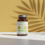 Opakowanie Biowen Witamina D3 4000 IU w brązowej butelce, tło w odcieniu żółtym z cieniem palmy.