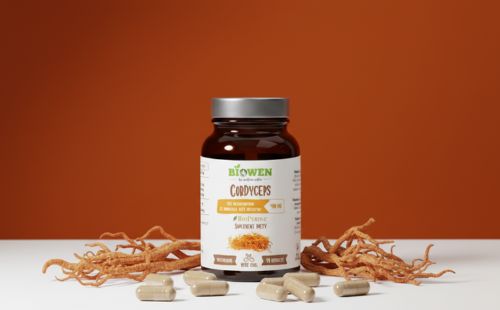 Kordyceps Biowen 90 kapsułek - opakowanie z grzybami Cordyceps i kapsułkami. Suplement diety na witalność i odporność.