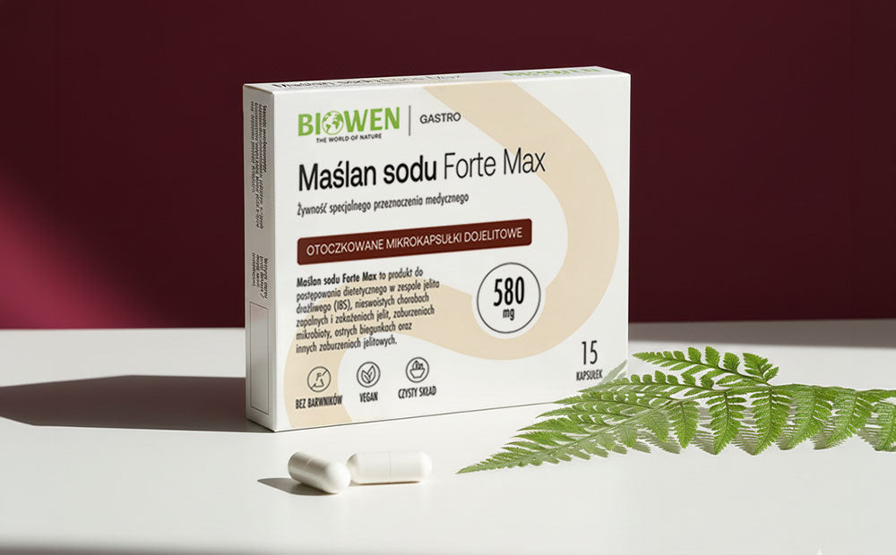 Opakowanie Maślan sodu Forte Max Biowen 580 mg z kapsułkami na jasnym tle z zielonym liściem paproci